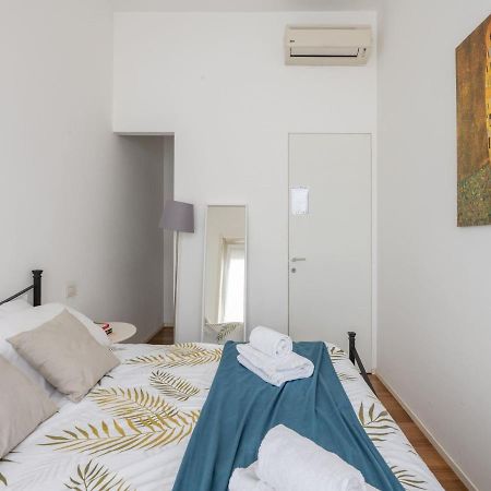 The Best Rent - Comfortable One Bedroom Apartment In Milan Downtown Exteriör bild