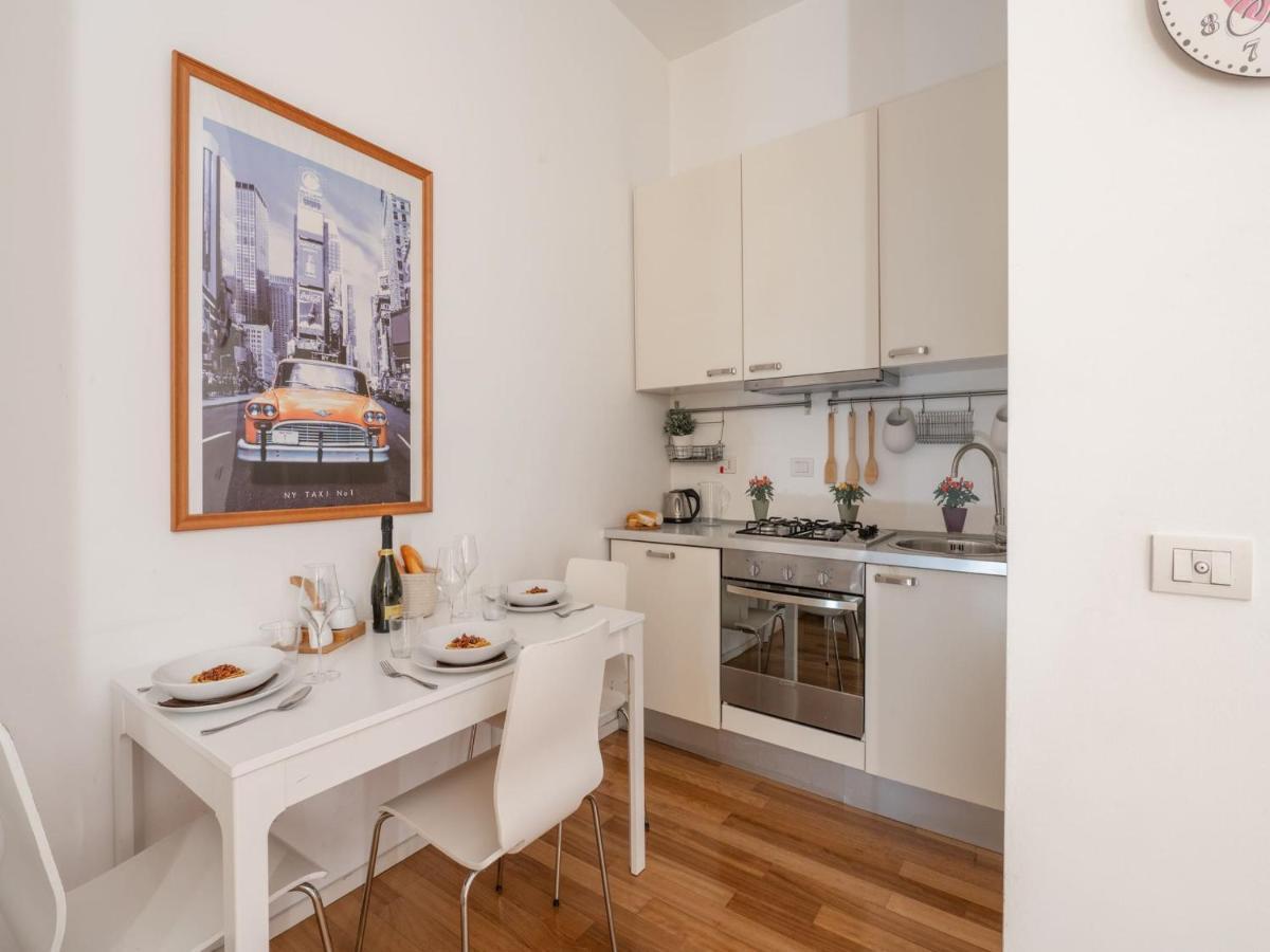 The Best Rent - Comfortable One Bedroom Apartment In Milan Downtown Exteriör bild