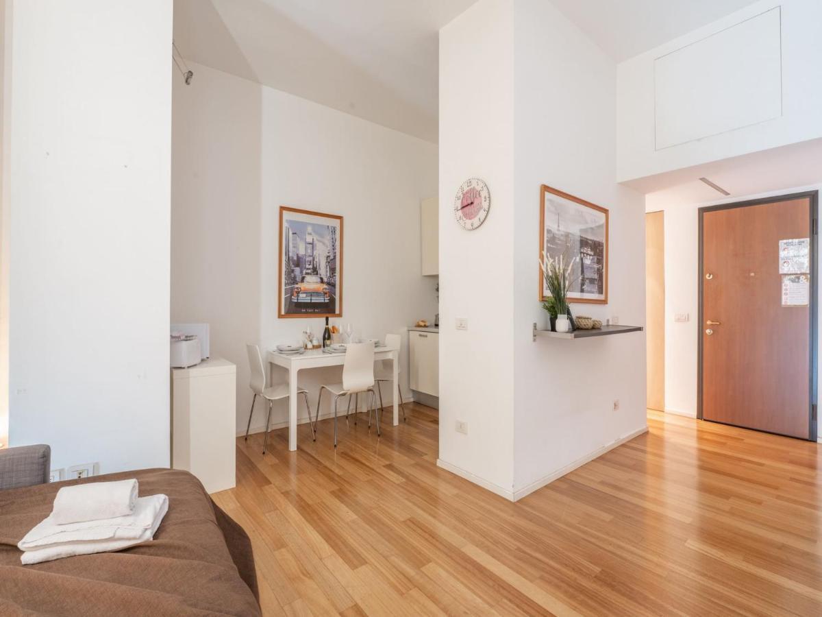 The Best Rent - Comfortable One Bedroom Apartment In Milan Downtown Exteriör bild